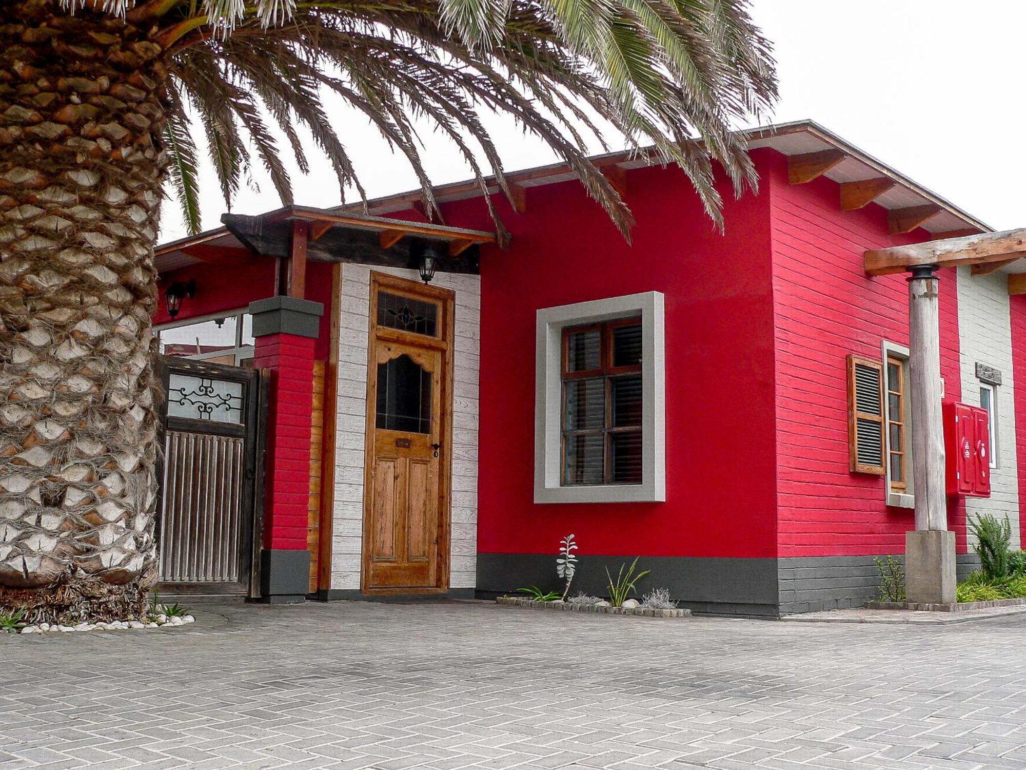 Апартаменты De Baken Self-Catering Уолфиш-Бей Экстерьер фото